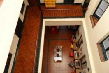 One Centro * Sevilla